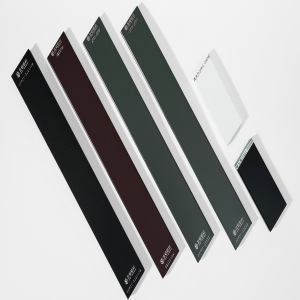 Powder coated aluminum profile. Offers an extremely wide range of color options (RAL chart). The thick coating provides excellent resistance to scratching and impact, with long-lasting color. A cost-effective and widely used coloring solution